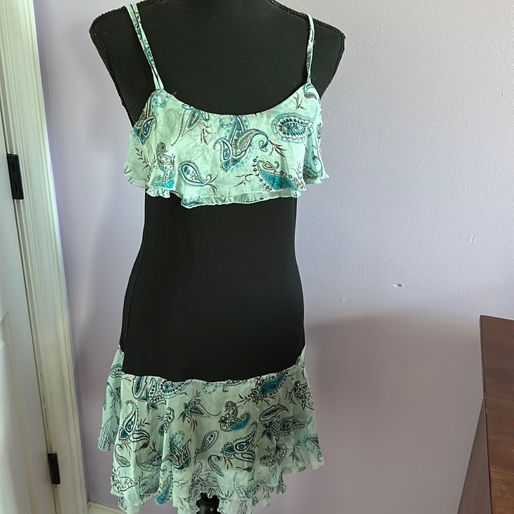 Kenzie NWT cute dress with straps size M
